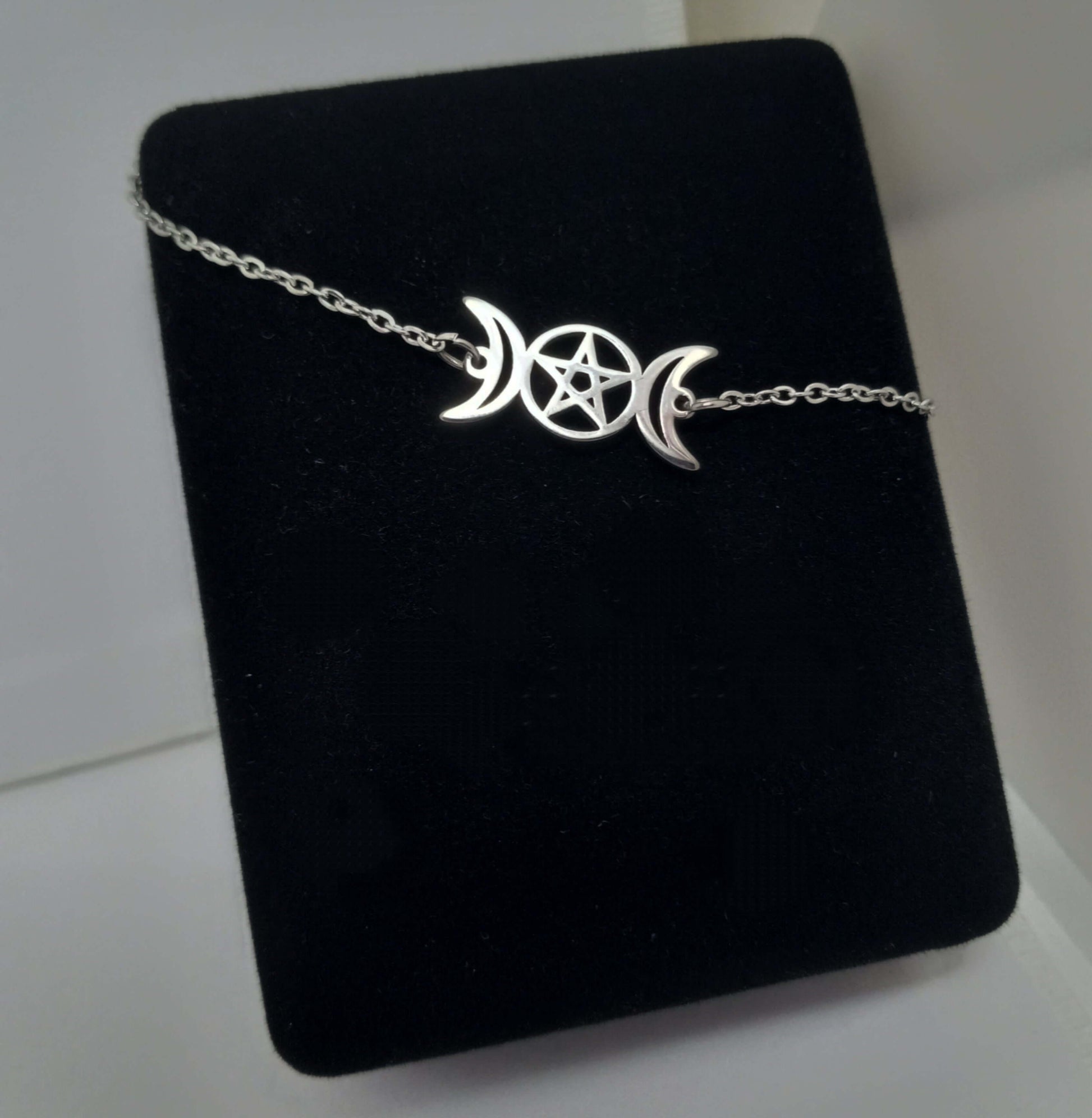 Triple Moon Pentagram Chain Bracelet Celtic Knot Pentacle Bracelet - Guiding Lights Boutique